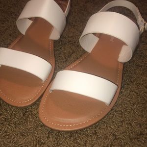 Madden Girl- womens sandals